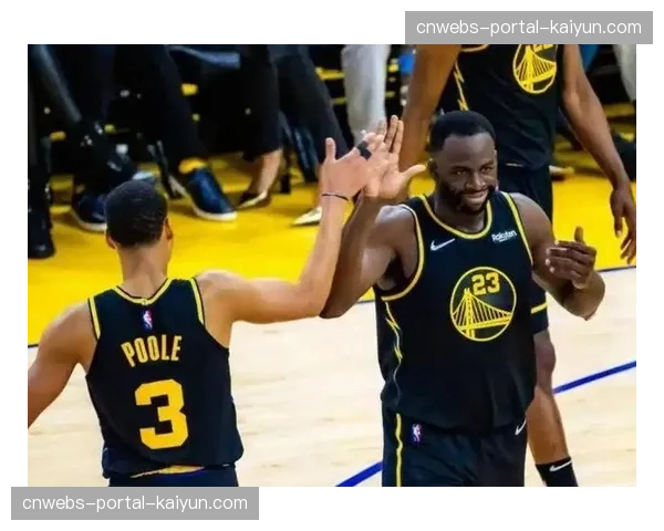 战术复盘：勇士不敌国王，科尔“传切体系”在对手无限换防下的停滞